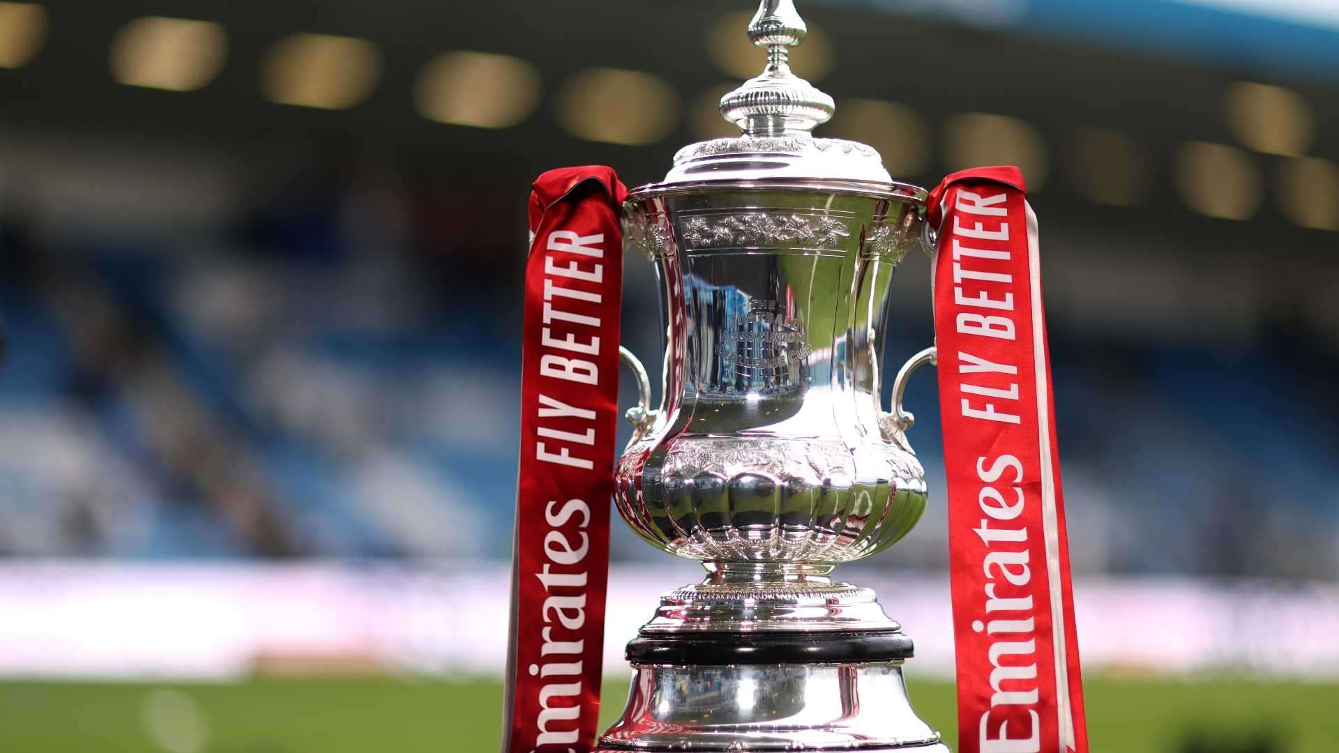 劳塔罗与B 劳塔罗与B